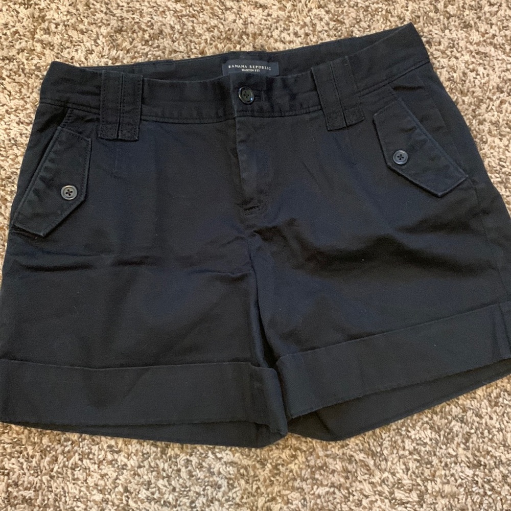 Banana Republic shorts!